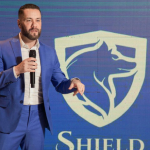 Robson Gimenes Pontes analisa como a transformação digital está redesenhando o setor financeiro com automação e foco no cliente.