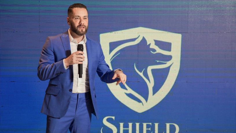 Robson Gimenes Pontes analisa como a transformação digital está redesenhando o setor financeiro com automação e foco no cliente.