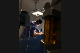 Milton Seigi Hayashi apresenta o pós-operatório moderno com recuperação previsível.