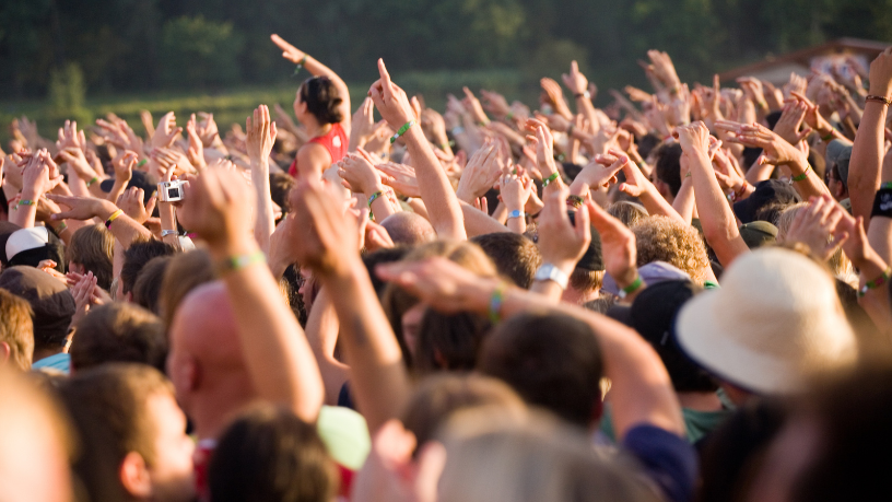 Filhos de famosos no Lollapalooza: a nova geração que faz o público perceber a passagem do tempo