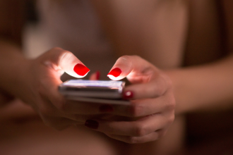 Juliette no aniversário de Anitta: look ousado gera debate nas redes e levanta reflexões sobre estilo e autenticidade