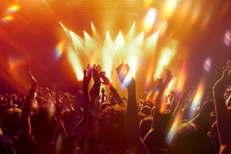 Lollapalooza 2026: presença de famosos no 3º dia reforça influência cultural e tendências do festival