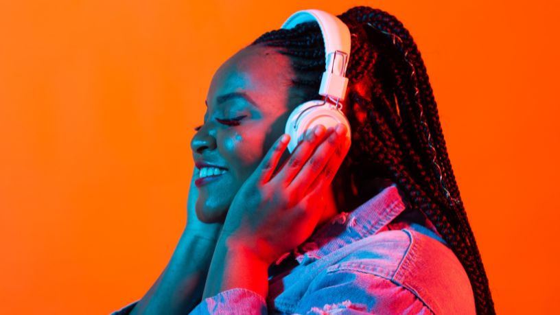 Anitta no topo global do Spotify: como a artista brasileira redefiniu o alcance do pop latino